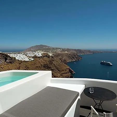 Stella Rocca A Mare Imerovigli (Santorini)