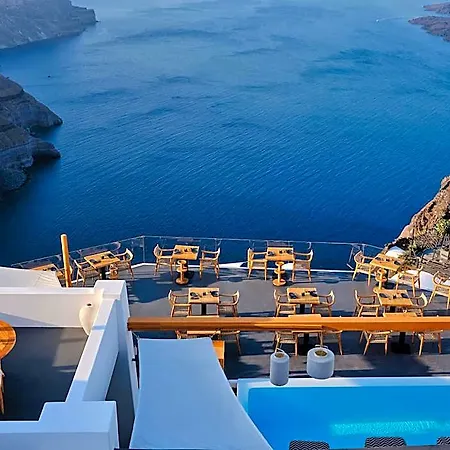 Stella Rocca A Mare Imerovigli (Santorini)