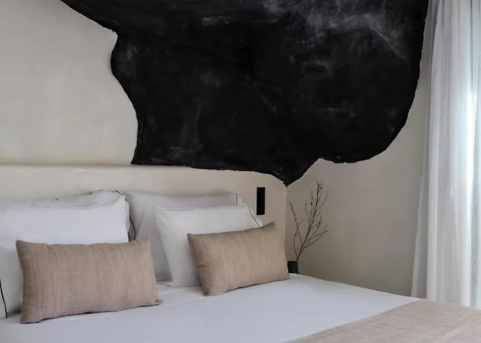 Hotel Stella Rocca A Mare 3*