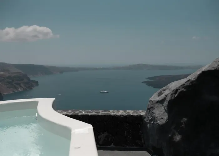 Stella Rocca A Mare Imerovigli (Santorini)